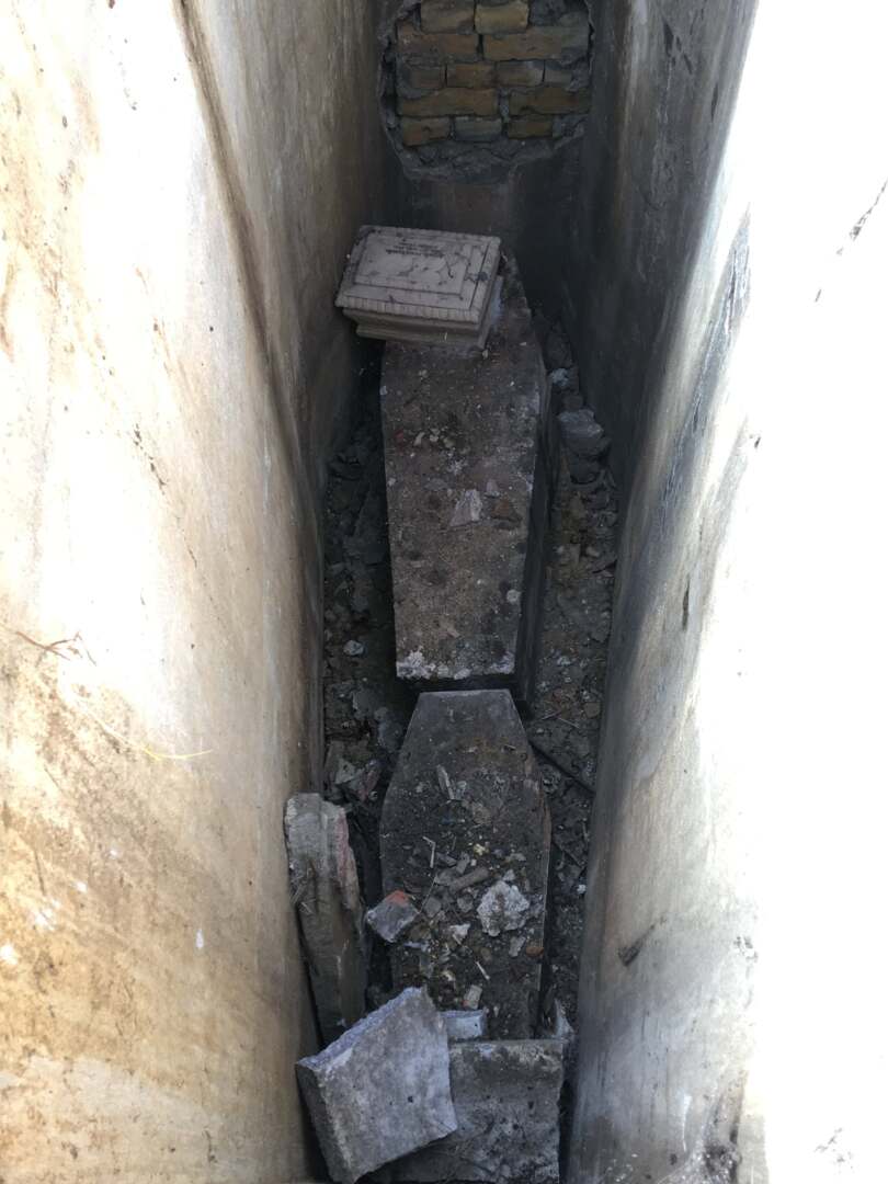 Open vault